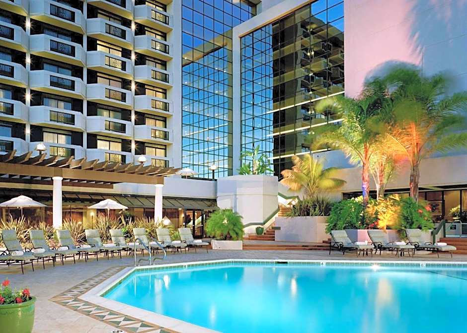 DoubleTree By Hilton San Jose