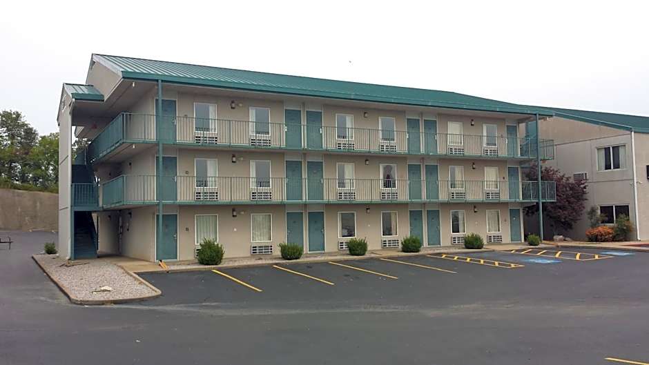 Days Inn Harrison – Harrison, AR