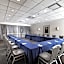 Renaissance Chicago O'Hare Suites Hotel