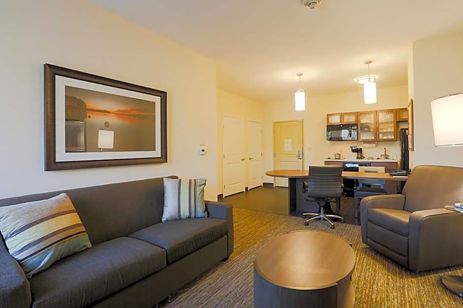 Candlewood Suites Auburn By IHG