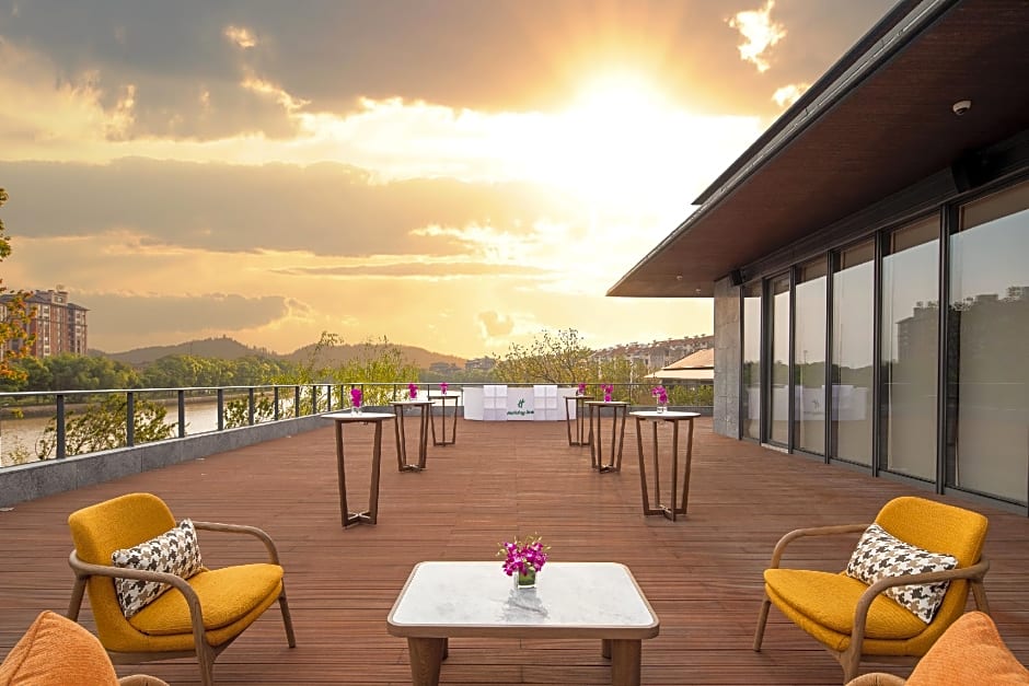 Holiday Inn Deqing Xinshi Ancient Town By IHG