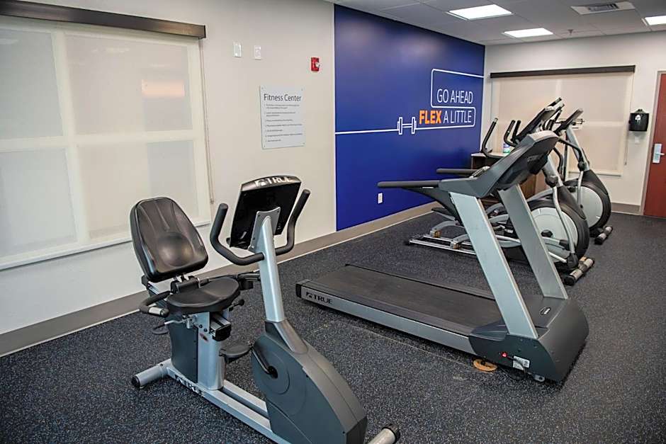 Holiday Inn Express Hotel & Suites Chaffee - Jacksonville West By IHG