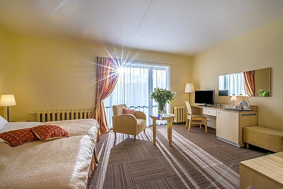 Grata by Centrum Hotels