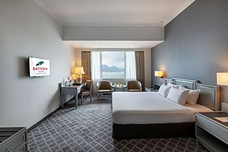 Premier King Room with Sea View
