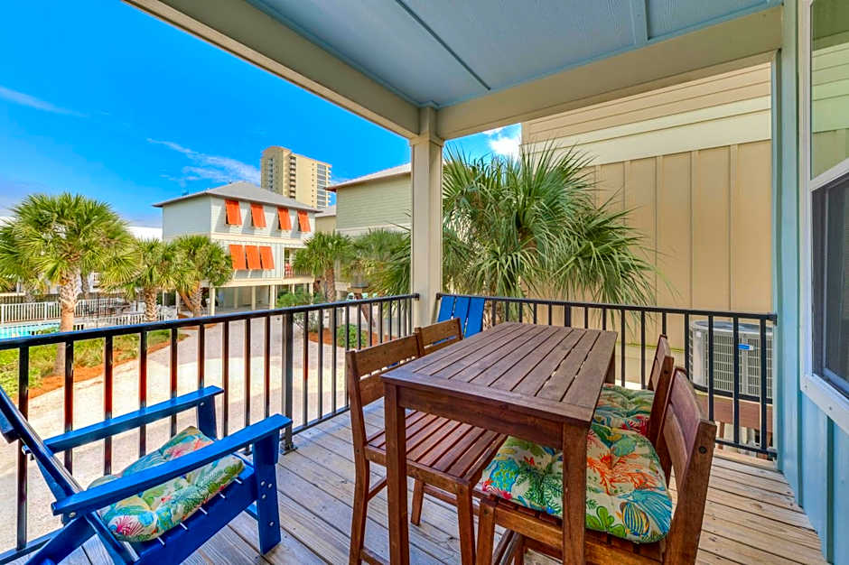 PRIME True Blue Walk to Beach Pool Pets Near The Hangout Parking