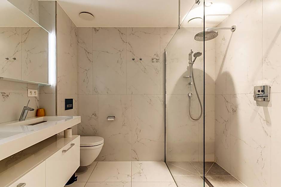 Hotel Acropolis " Op het sportiefste park van de kust "