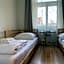 Gallery Hotel SIS