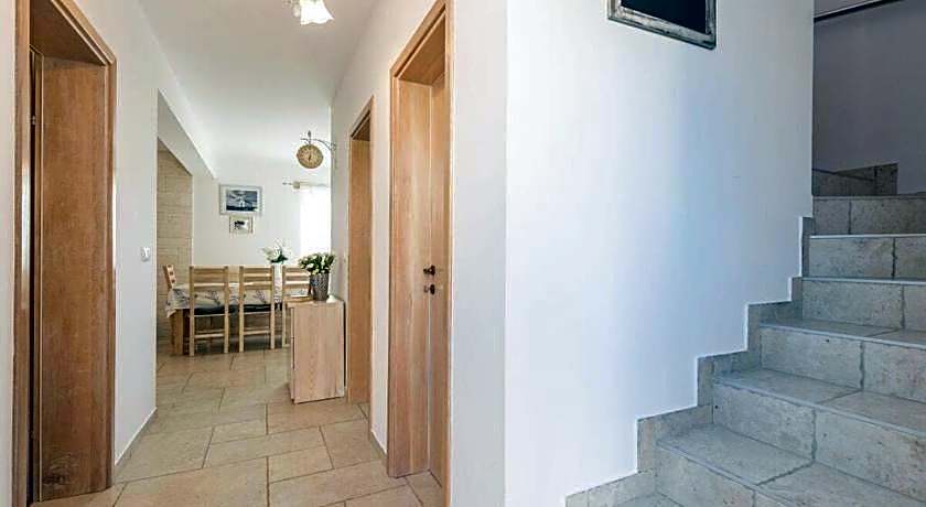 Villa Kirsten with heated pool, jacuzzi and sauna - by TA Leut Agency