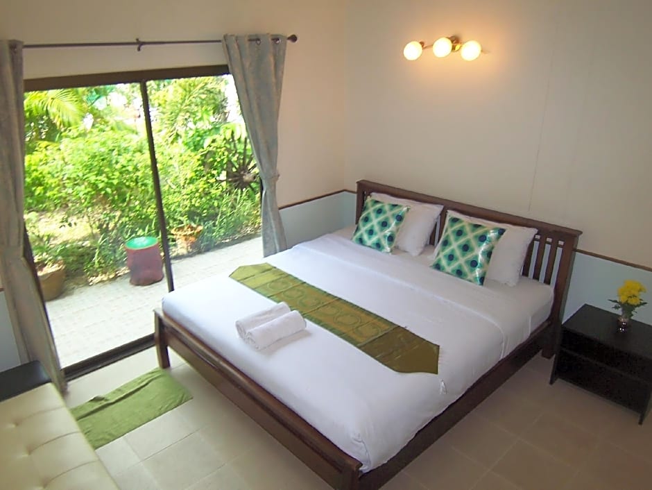 Phuket Airport Overnight Hotel