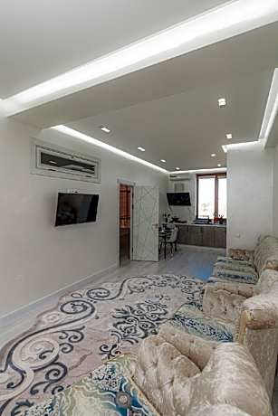 Modern flat in prime central location