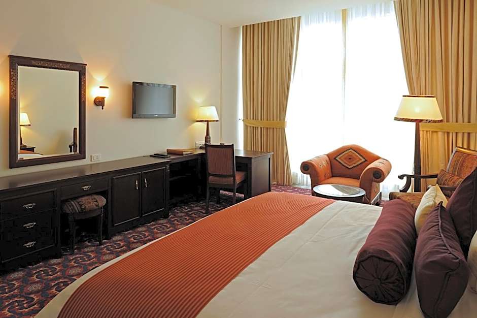 Dushanbe Serena Hotel