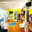 See Sea Backpacker House