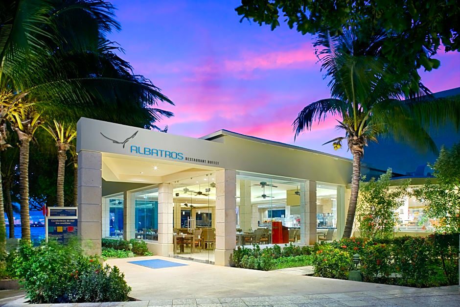 Occidental Costa Cancun - All Inclusive