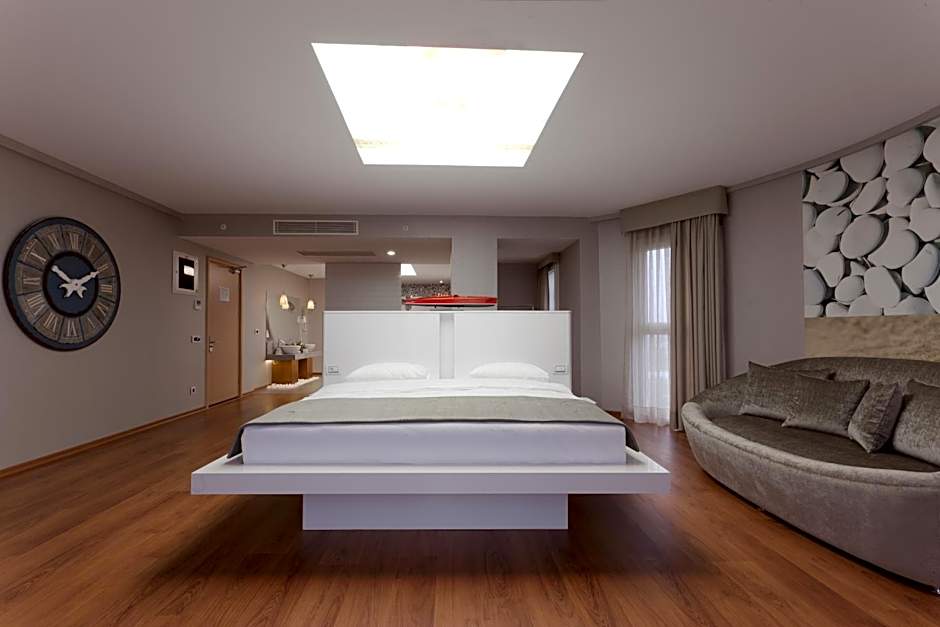 Orucoglu Oreko Hotel