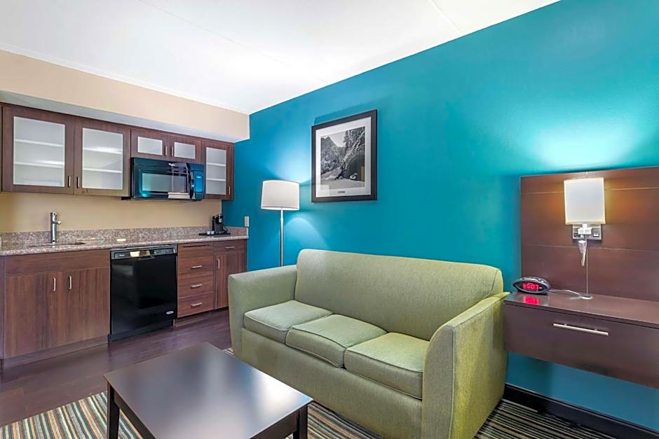 Best Western Plus Knoxville Cedar Bluff