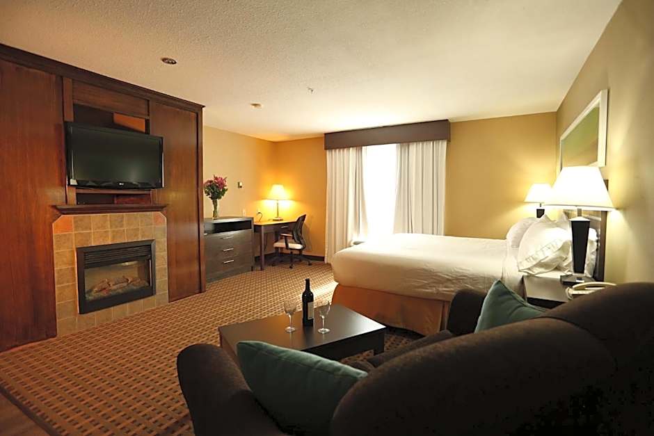 Holiday Inn Express Hotel & Suites Vernon By IHG