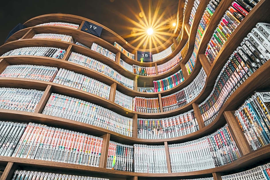 Quintessa Hotel Kokura Comic & Books