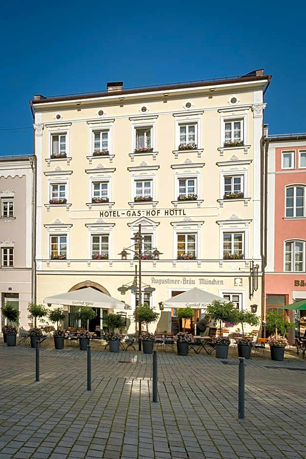 Hotel-Gasthof Höttl