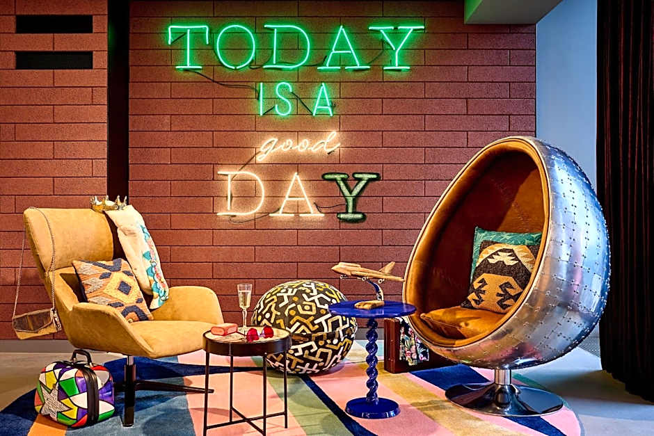 Moxy Luxembourg Airport