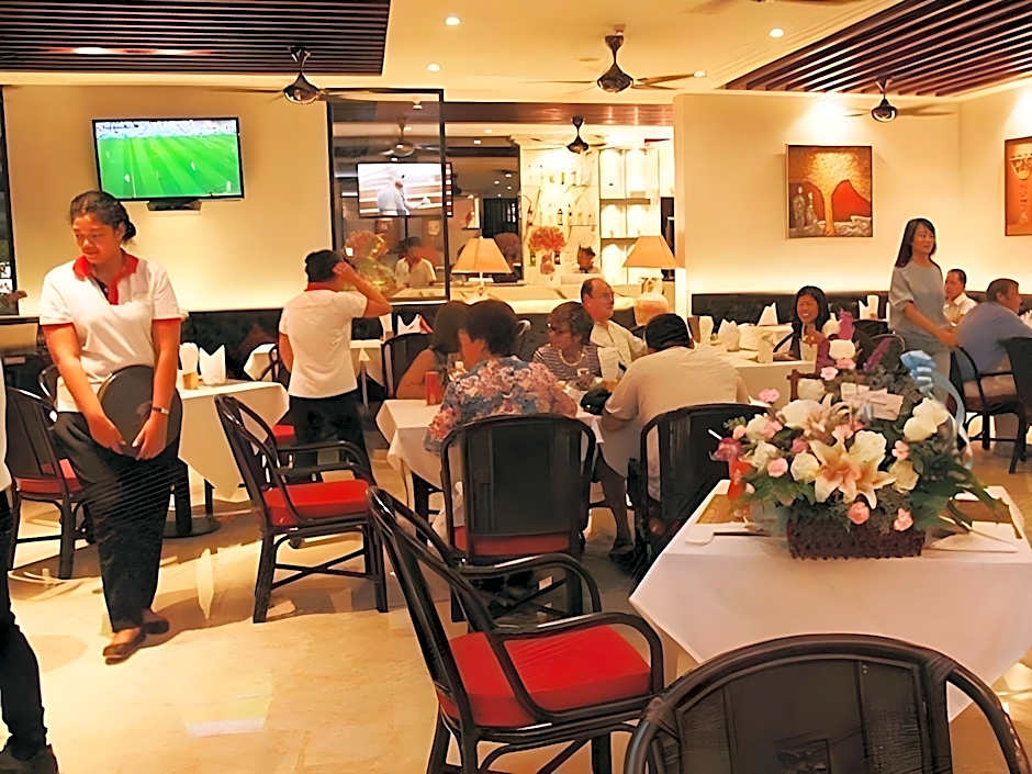 Hemingways Silk Hotel