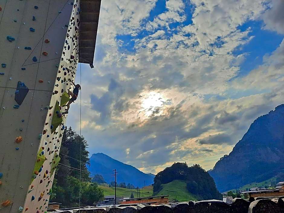 Hüttenhotel Husky Lodge