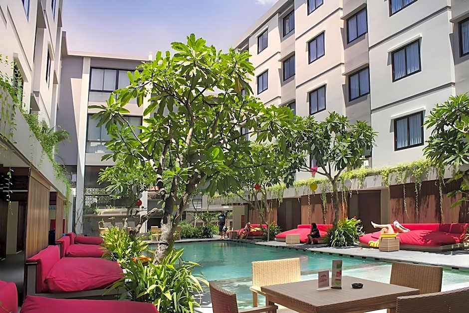 Hotel Dafam Savvoya Seminyak