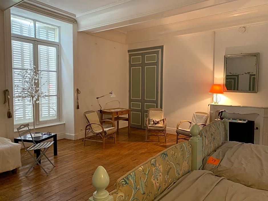 Château de Saint-Agoulin