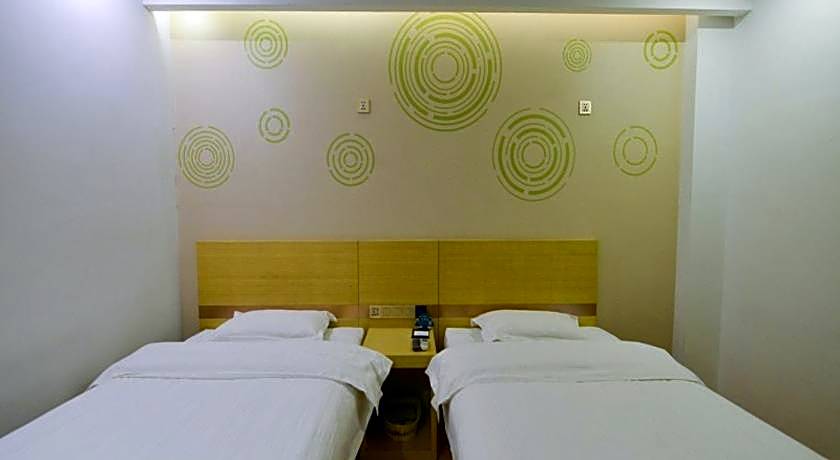 GreenTree Inn Dalian North Railway Station Express Hotel