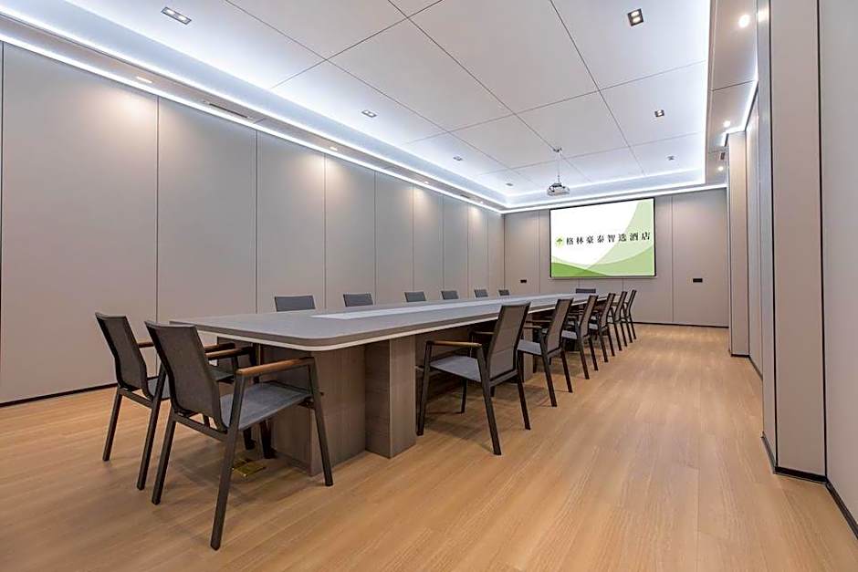 GreenTree Inn HePu Huanzhu South Road Transit Center Express Hotel