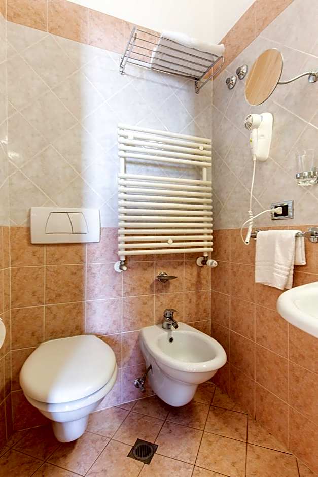 Hotel Baltic Riccione-Fronte Mare