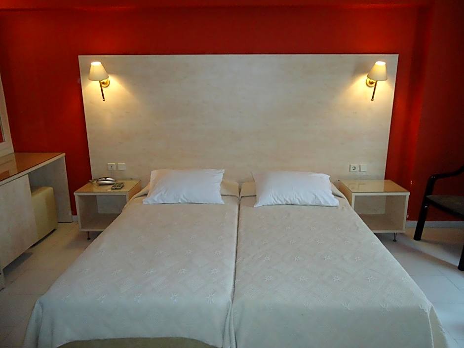 Helena Hotel