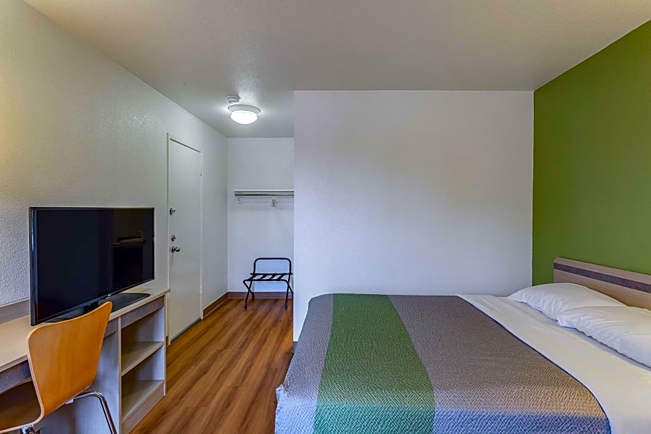 Motel 6-Billings, MT - South