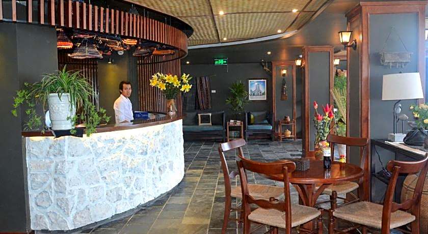 Vista Sapa Hotel