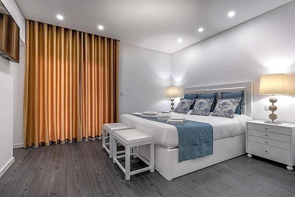 Ilheu 25 Peniche House