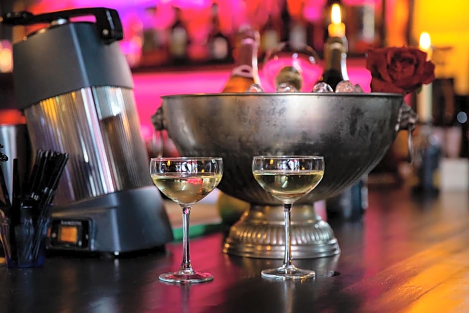 Amadeus Restaurant & Boutique Hotel