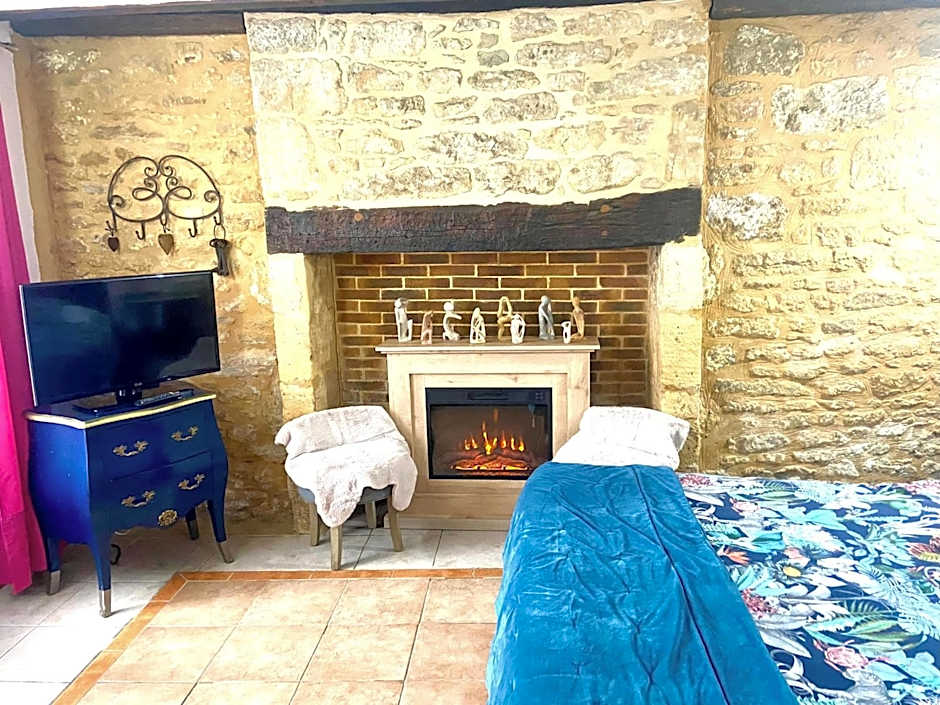 La Clef des Songes - chambres climatisées - Sarlat Centre - Parking gratuit - Piscine, Spa et massages à 400mètres