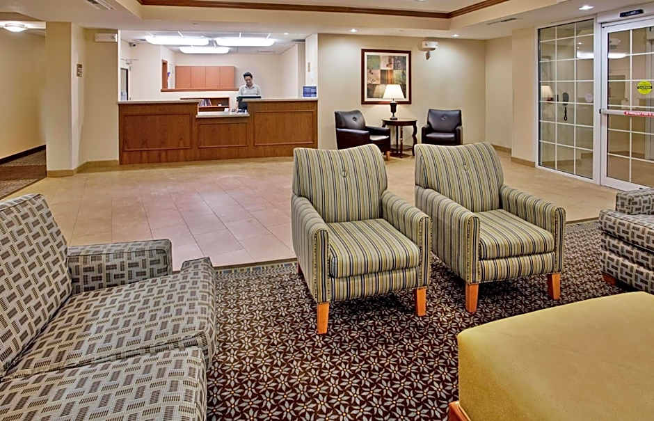 Candlewood Suites Kansas City Northeast By IHG