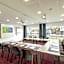 Holiday Inn Express Zürich Airport By IHG