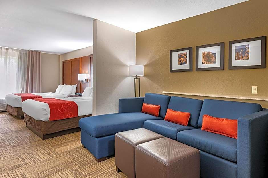 Comfort Suites Urbana Champaign, University Area