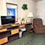 Hotel Iron Mountain Inn & Suites