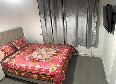 OYO Stay Inn Elmbank Terrace