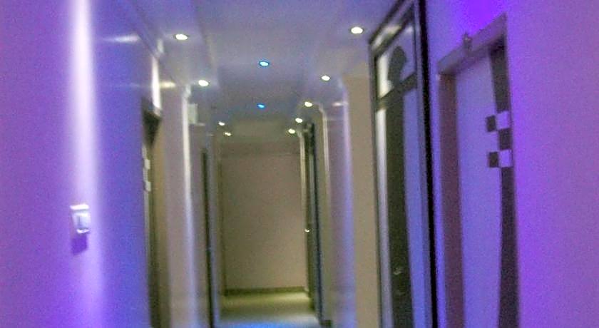 Hotel Viraat Inn