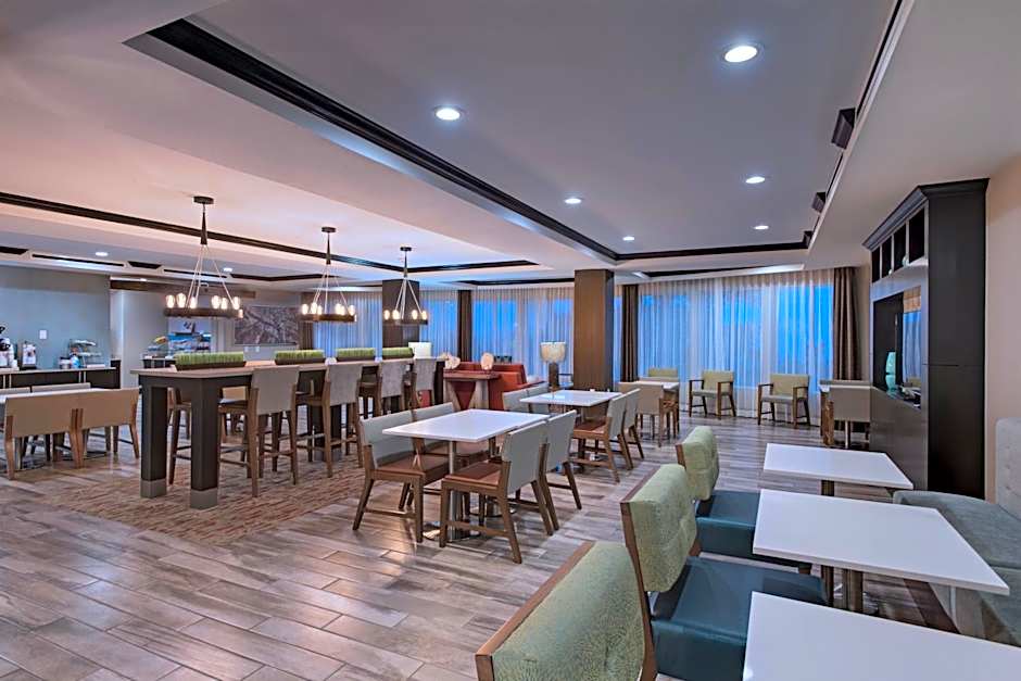 Holiday Inn Express & Suites Austin NW - Four Points By IHG