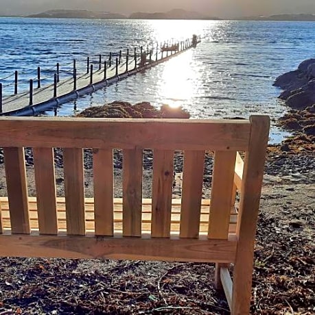 Glenmore Jetty Pod Ardnamurchan
