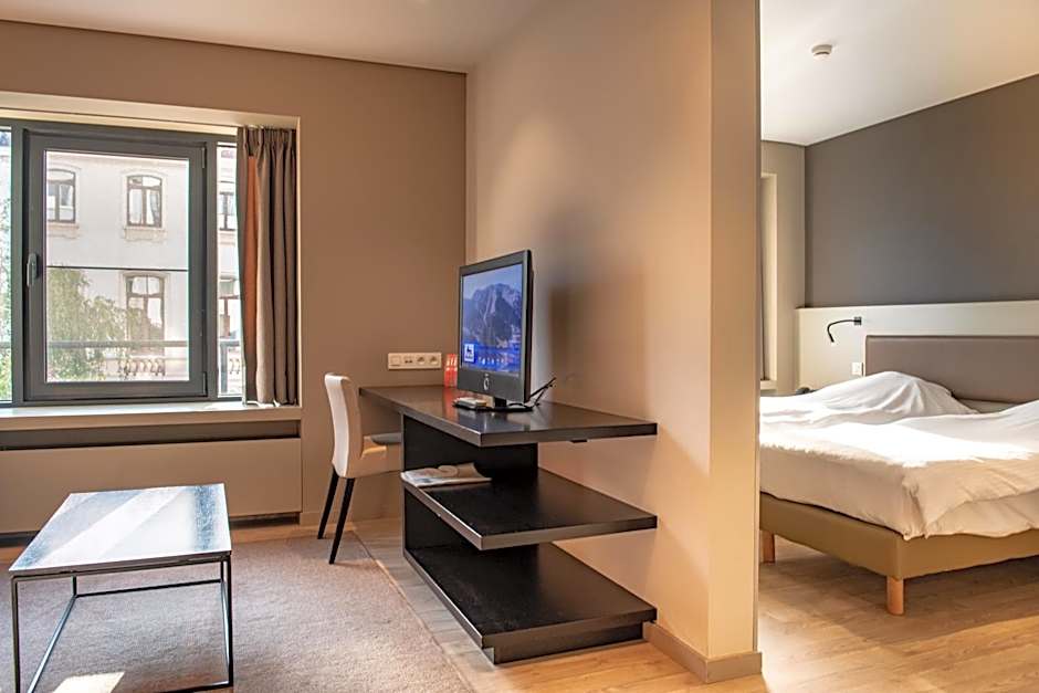 Castelnou Aparthotel