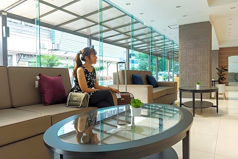 Mayflower Grand Hotel Korat
