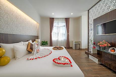 Suite with Mountain View