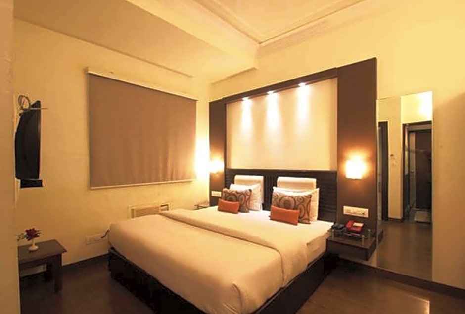 Hotel Shiva Residency