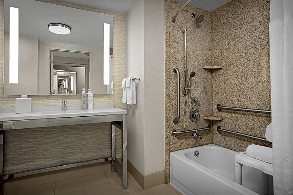 Hilton Garden Inn Portsmouth Downtown