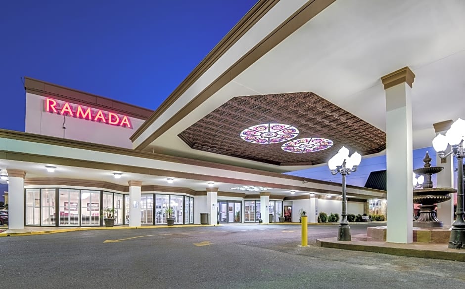 Ramada by Wyndham Metairie New Orleans Airport